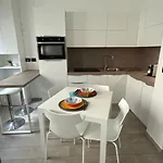 Oasi Del Relax, Piscina A 500 Mt Dal Mare Alassio