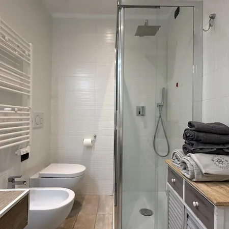 Oasi Del Relax, Piscina A 500 Mt Dal Mare